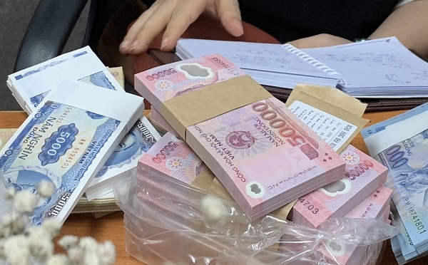 Mơ thấy tiền 50.000