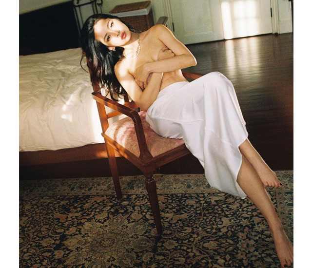 anh nude chi pu sexy goi cam