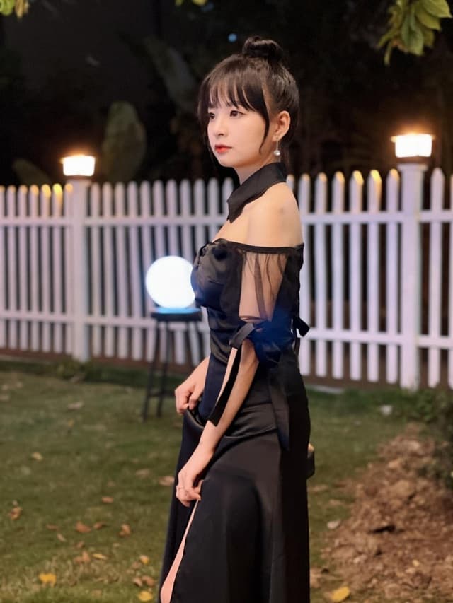 Mèo 2k4 xinh đẹp