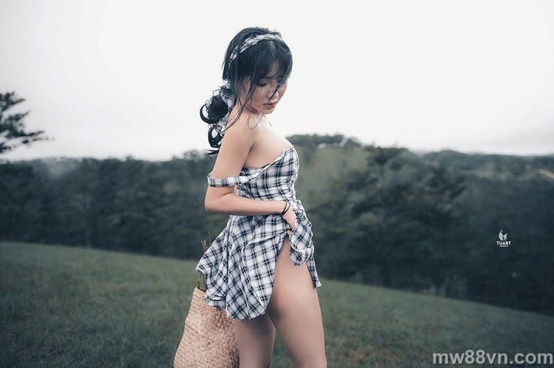 Trọn bộ ảnh nóng 100% của Thư Dung Dalat xuất sắc của Á Hậu