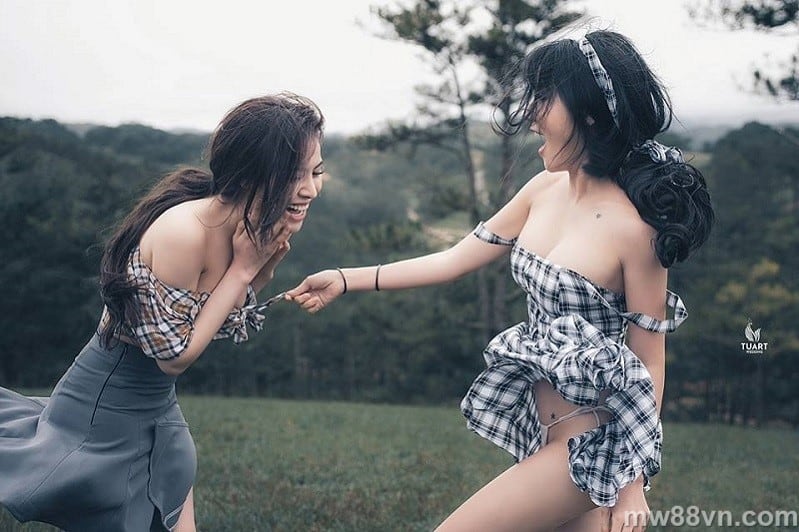 Trọn bộ ảnh Á hậu Thư Dung xuất sắc Tuyệt tình cốc Đà Lạt nóng 100%