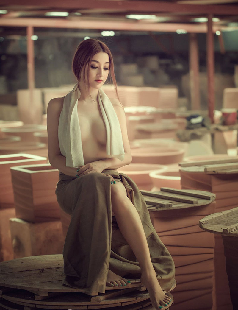 Bộ ảnh kim lê làm bao chàng trai mê mẩn