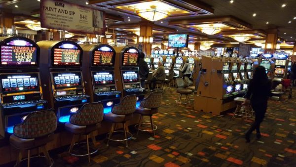 Máy đánh bạc La