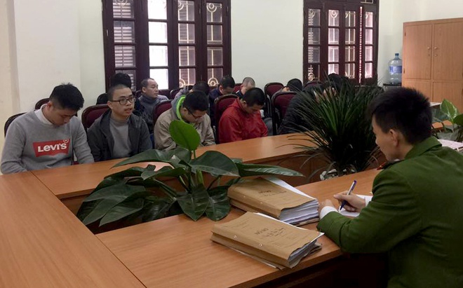 Mơ thấy đánh bài, mơ cờ bạc