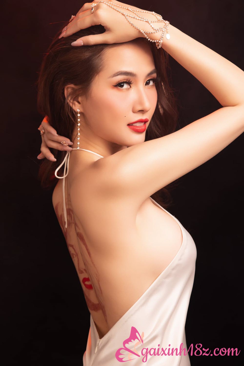 Vai kiều trong phim