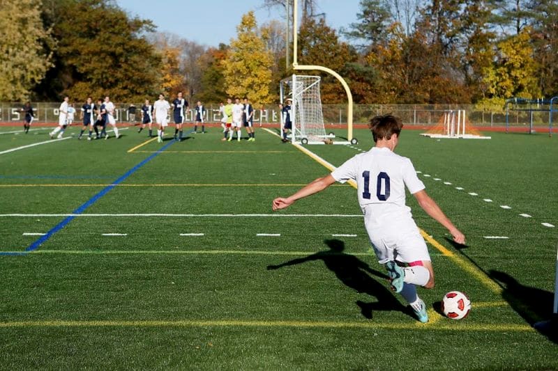 Đá phạt góc là gì?