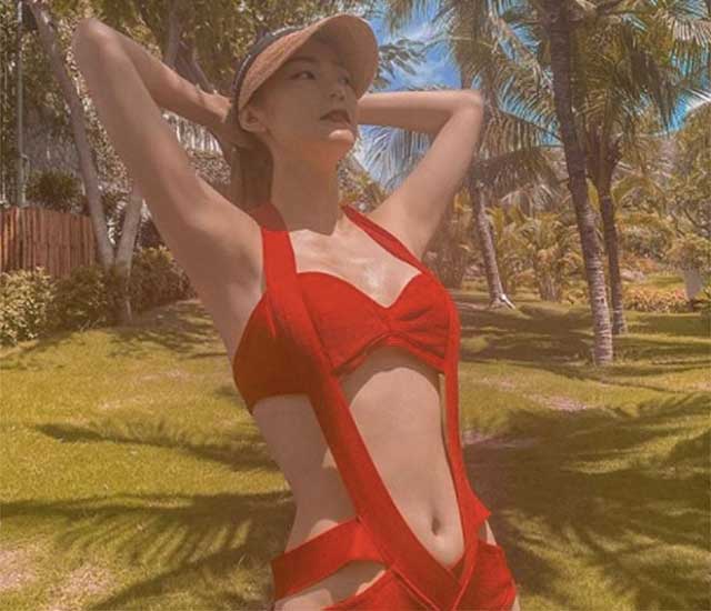 hinh goi cam minh hang - Chiếc bikini màu đỏ phá cách giúp Minh Hằng thêm phần hấp dẫn