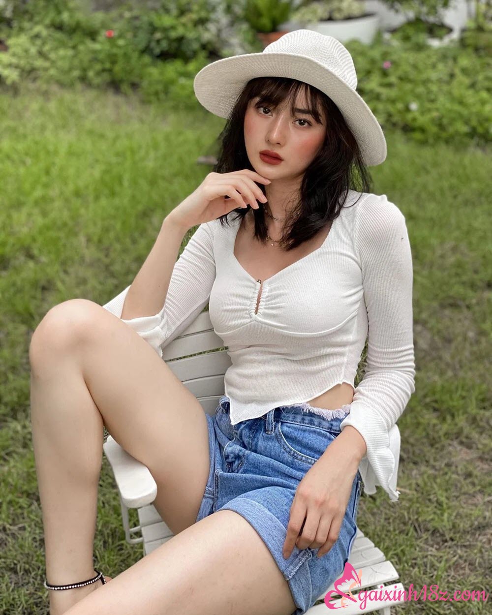 người đẹp an giang việt nam có nét khá giống phạm băng băng trung quốc