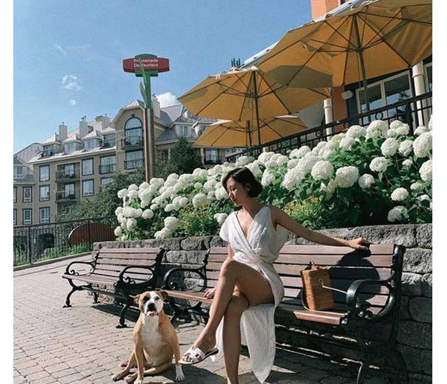 ca si van mai huong - Thường xuyên checkin ở những địa điểm nổi tiếng và rất chăm chỉ up hình lên Facebook