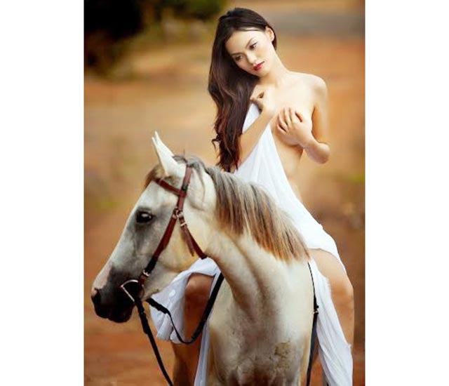 anh nude cao thuy linh sexy