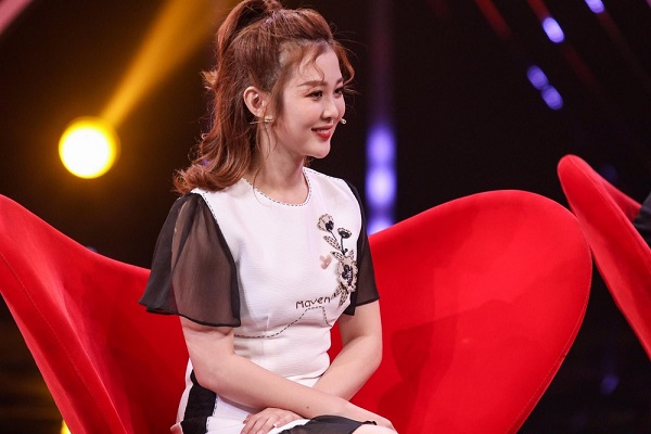 Thông tin nữ diễn viên Ribi Sachi lộ clip nổi tiếng