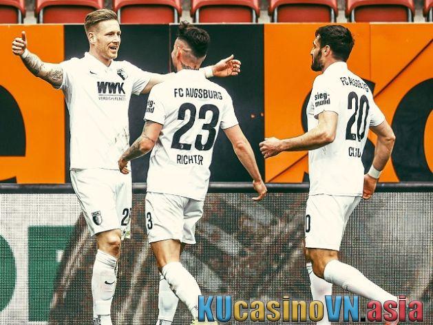Soi kèo Augsburg vs Bielefeld