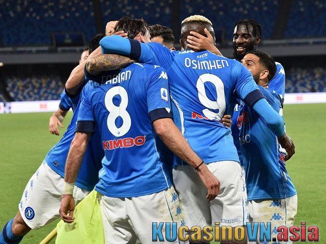 Soi kèo Fiorentina vs Napoli