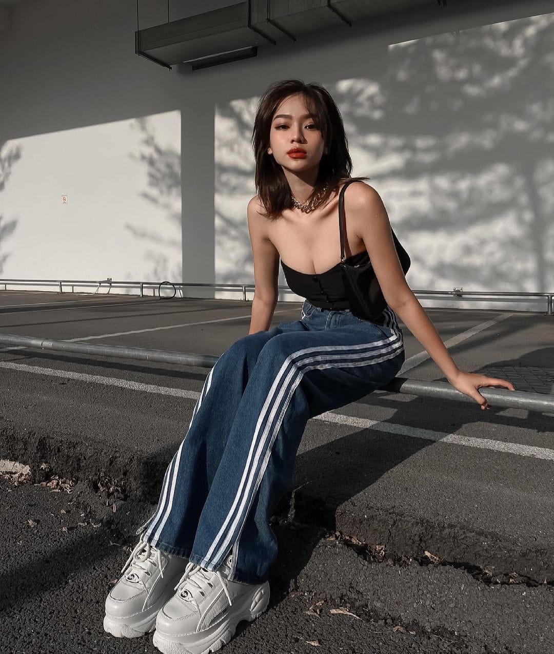 luôn luôn ăn mạc sang trọng khi ra đường