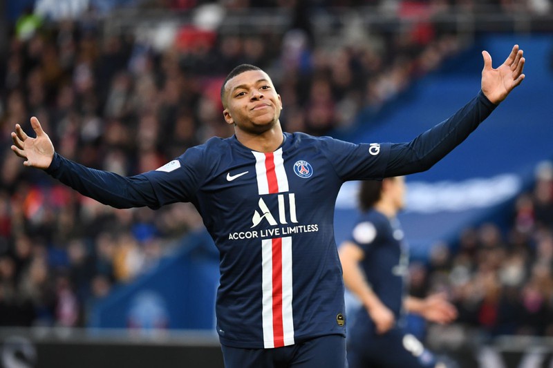 Giá chuyển nhượng của Mbappe