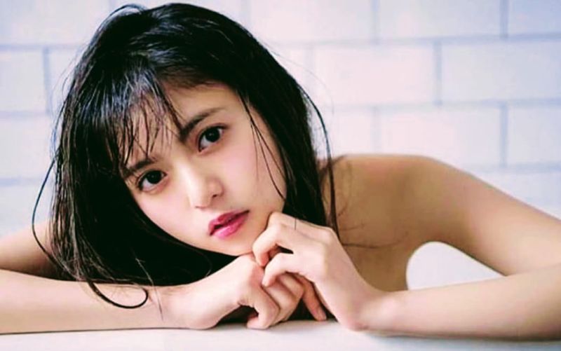 Gương mặt không góc chết và đôi mắt to ngây thơ