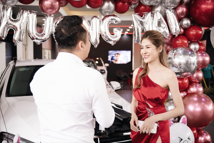 Trần Ngọc Phương Mai vs trai xinh