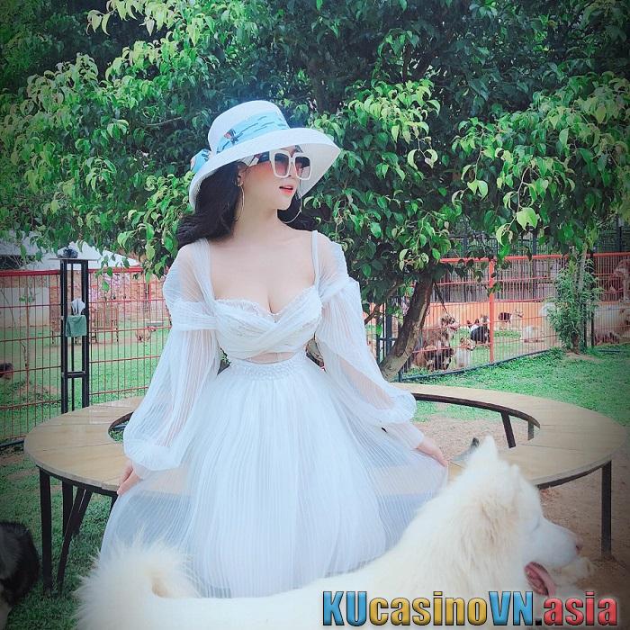 Victoria Giang Nguyễn áo cưới