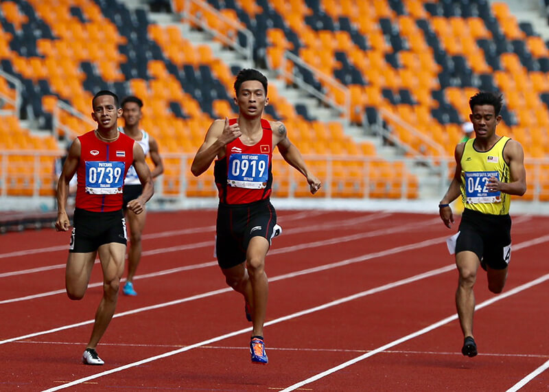 Vào thế kỷ 17 ở Anh, có các cuộc thi điền kinh