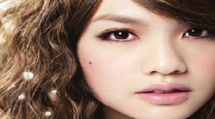 Ý nghĩa của nốt ruồi trên má phải