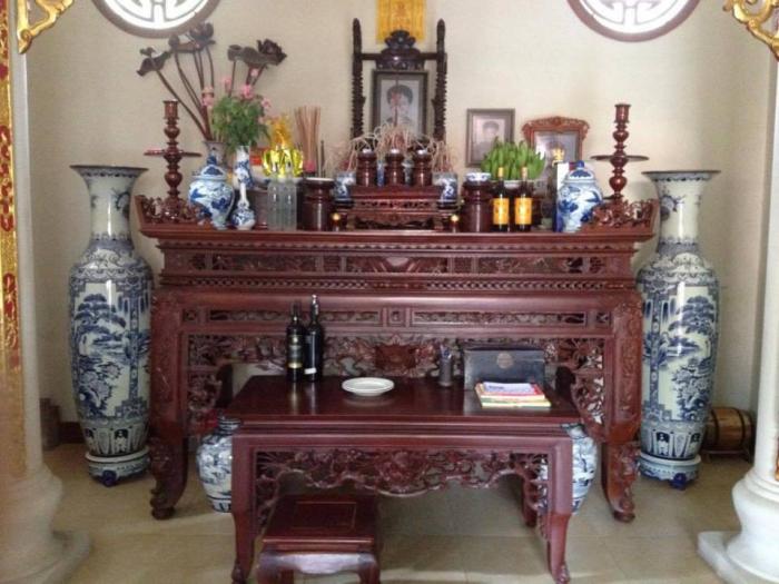 Đặt bàn thờ theo hướng nào là chính xác nhất? 