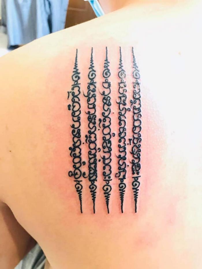 Hé lộ ý nghĩa 5 dòng hình xăm bùa Thái