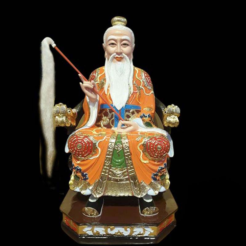 Bùa hộ mệnh của ông già là gì và nó có tác dụng gì?