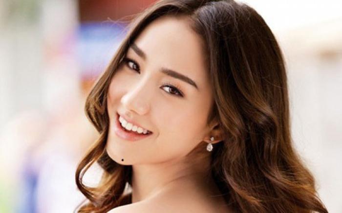 Hé lộ vị trí nốt ruồi phú quý trên cơ thể 1211641060