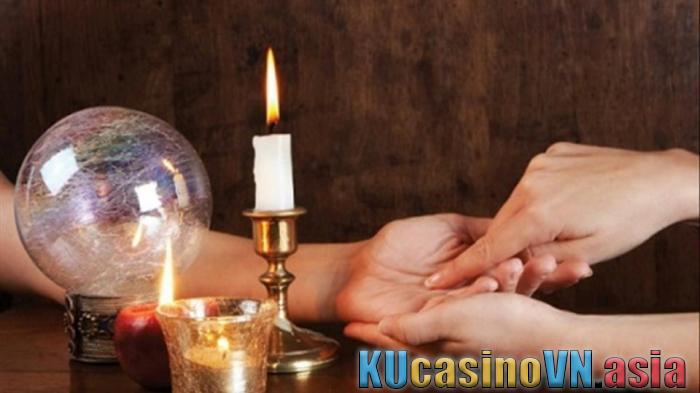 kiêng kỵ khi đi xem bói