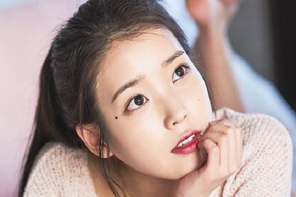 Ý nghĩa số phận của nốt ruồi trên mặt phụ nữ 