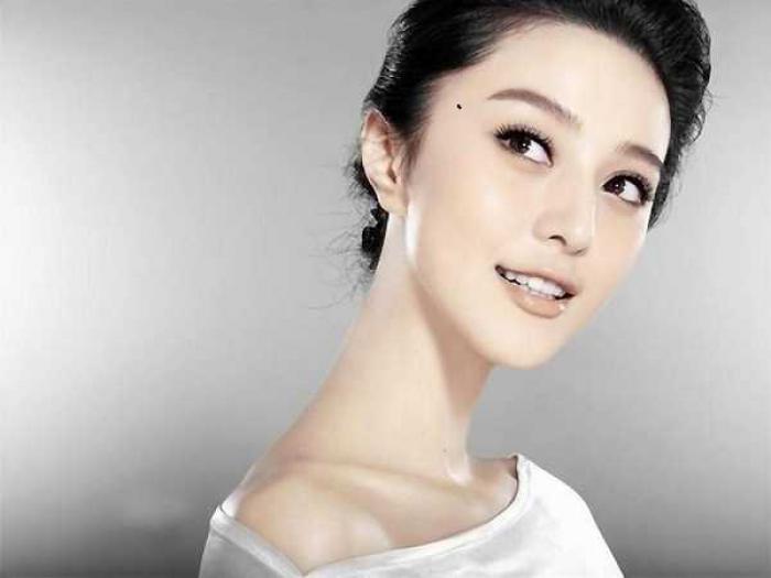 Tiết lộ ý nghĩa nốt ruồi trên thái dương