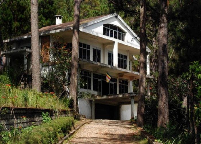 Không biết điều sau Đừng bao giờ chạm vào trừ tà