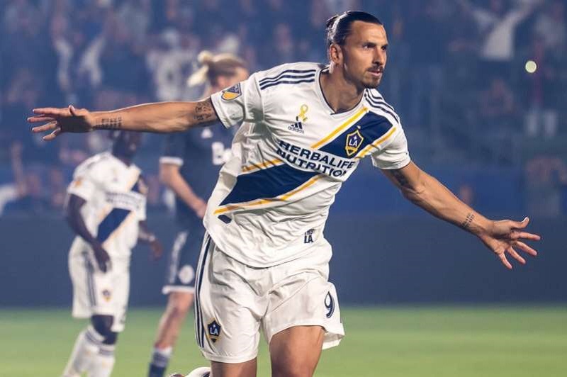 Ibrahimovic là cầu thủ giàu nhất thế giới