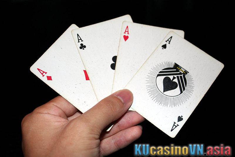 đánh bạc bằng tiền thật