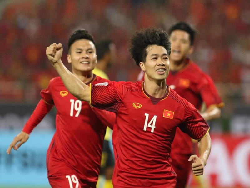 Quang Hải ra đi, nhưng hàng tiền vệ U22 Việt Nam vẫn rất mạnh