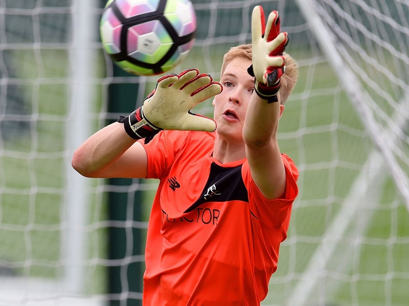 Michael Stensgaard là ca chấn thương kỳ lạ nhất trong lịch sử bóng đá