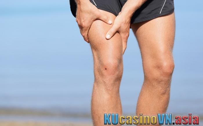 nốt ruồi trên đầu gối