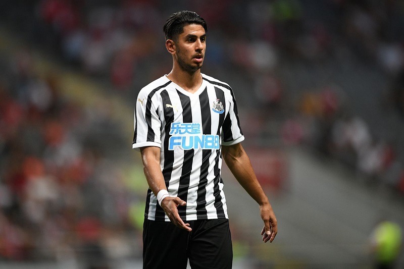 Ayoze Perez là cầu thủ chạy cánh xuất sắc nhất Premier League