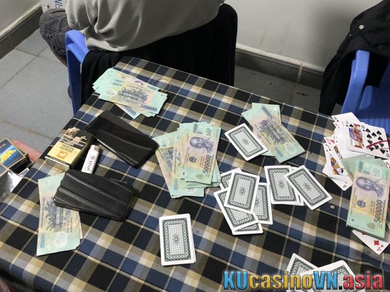 Bắt 8 người vì tội giết người ở nhà nghỉ ở Lâm Đồng