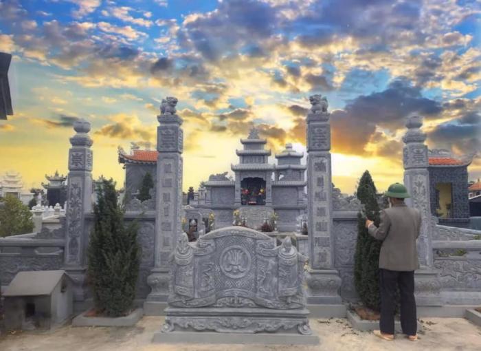 Chia sẻ cách xem hướng mộ theo tuổi chuẩn 100%