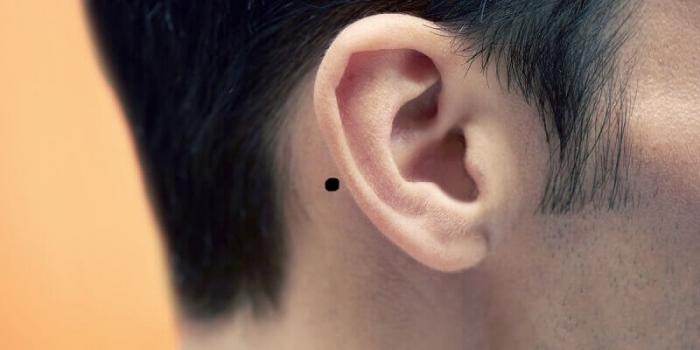 Ý nghĩa nốt ruồi trên tai đàn ông
