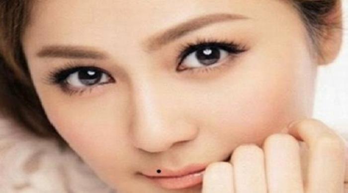 Nốt ruồi trên miệng phụ nữ là phúc hay họa? 1397560645