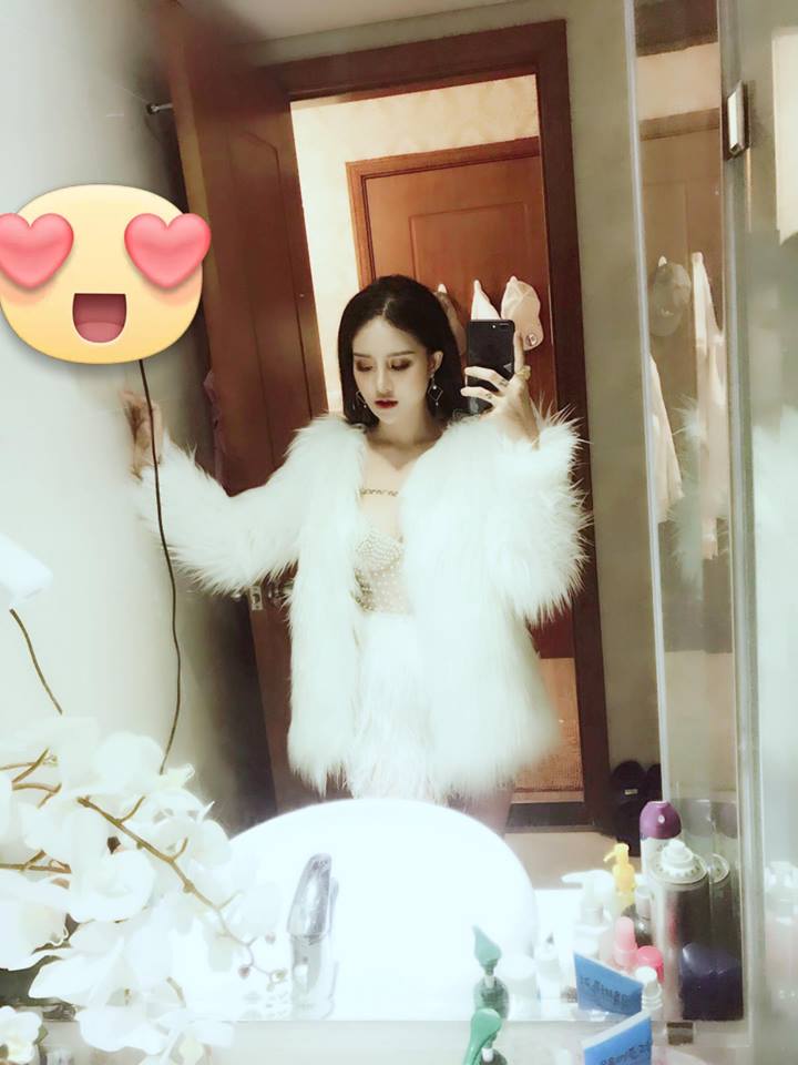 Vẻ đẹp sexy và cuốn hút của nữ DJ nóng bỏng Linh Kem 10