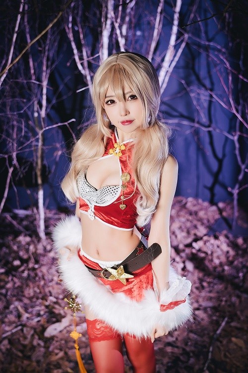 Anh girl xinh voi cosplay don xuan
